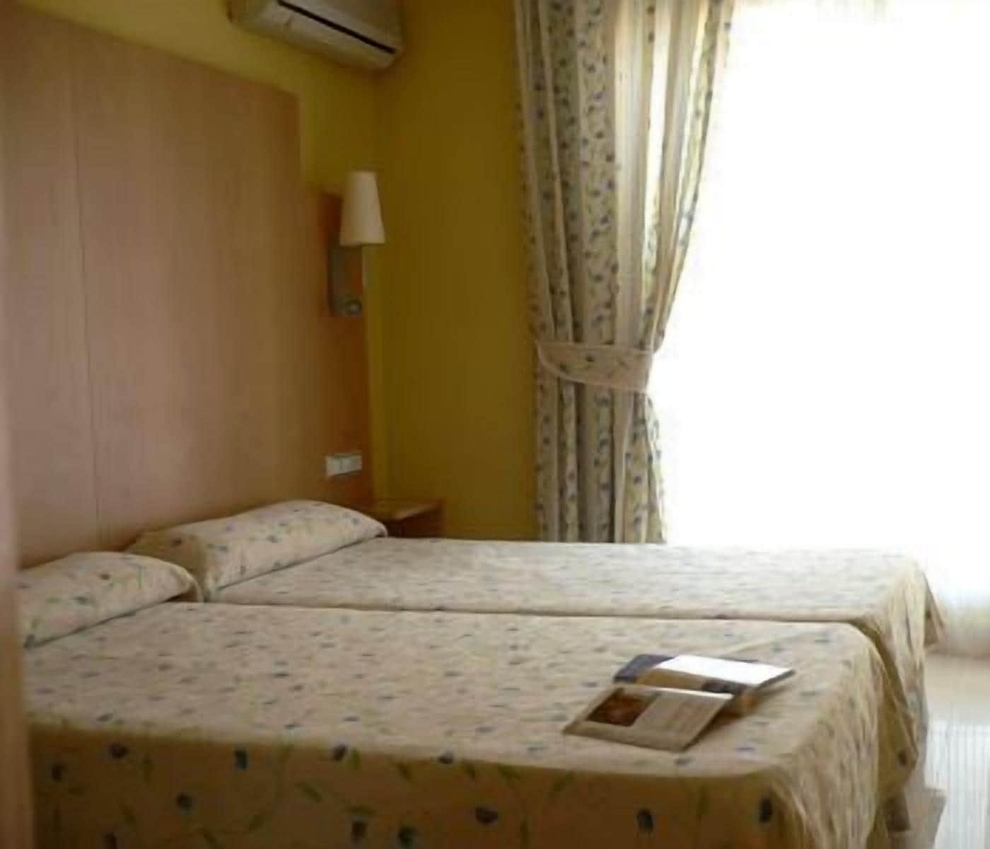 Hotel La Cala Finestrat Cala de Finestrat Quarto foto