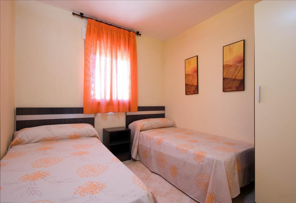 Hotel La Cala Finestrat Cala de Finestrat Quarto foto